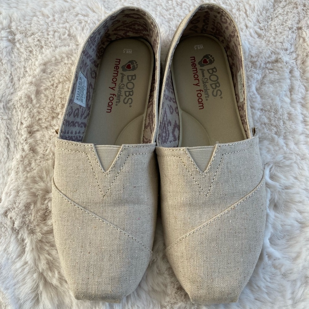 BOBS from Skechers / memory foam / 8.5W